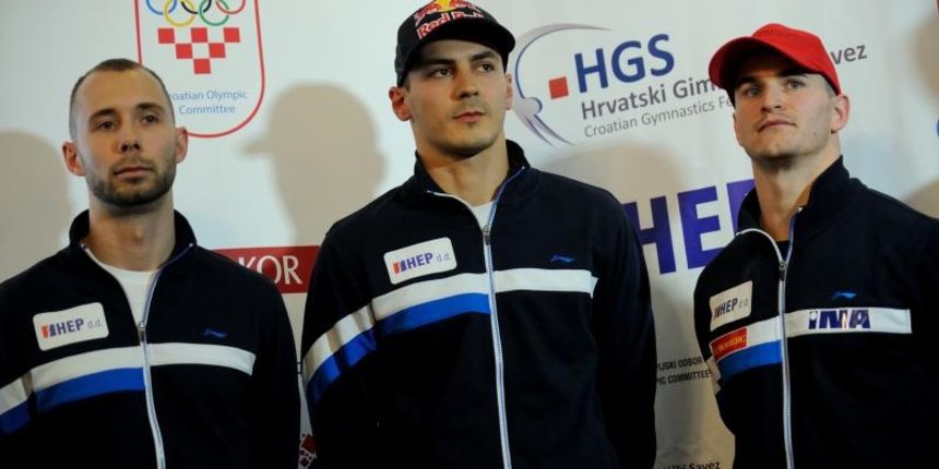 14.10.2014., Velika Gorica – Dolazak Hrvatske gimnasticke reprezentacije osvajaca medalja na svjetskom prvenstvu u Kini. Robert Seligman, Filip Ude, Mario Moznik. Photo: Daniel Kasap/PIXSELL 14.10.2014., Velika Gorica – Dolazak Hrvatske gimnasticke reprezentacije osvajaca medalja na svjetskom prvenstvu u Kini. Robert Seligman, Filip Ude, Mario Moznik. Photo: Daniel Kasap/PIXSELL