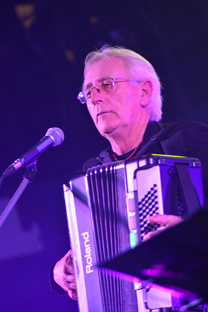 Oliver Dragojević & Dupini oduševili Zadrane ; foto Iva Perinčić