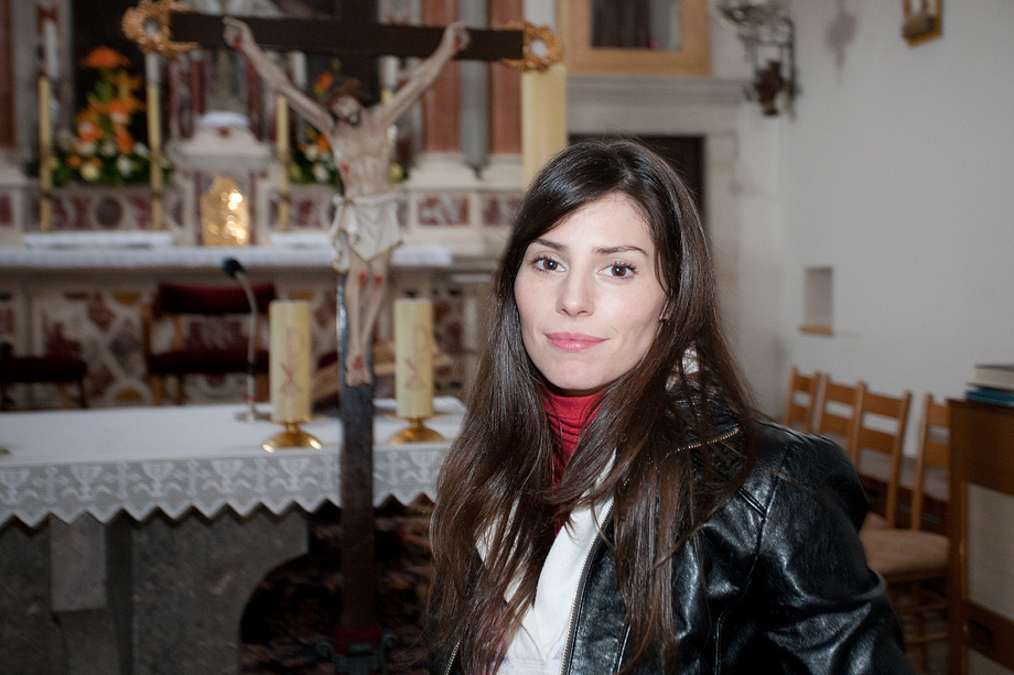 Top model Lorena Dias Terezinho i njena sestra Mara Dias, pronašle davno izgubljenu obitelj u Bibinjama, foto: Leo Banić Top model Lorena Dias Terezinho i njena sestra Mara Dias, pronašle davno izgubljenu obitelj u Bibinjama, foto: Leo Banić