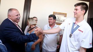 06.07.2015., Zagreb – Svecani docek kosarkasa do 19 godina koji su na svjetskom prvenstvu u Grckoj osvojili srebrnu medalju. Photo: Goran Stanzl/PIXSELL