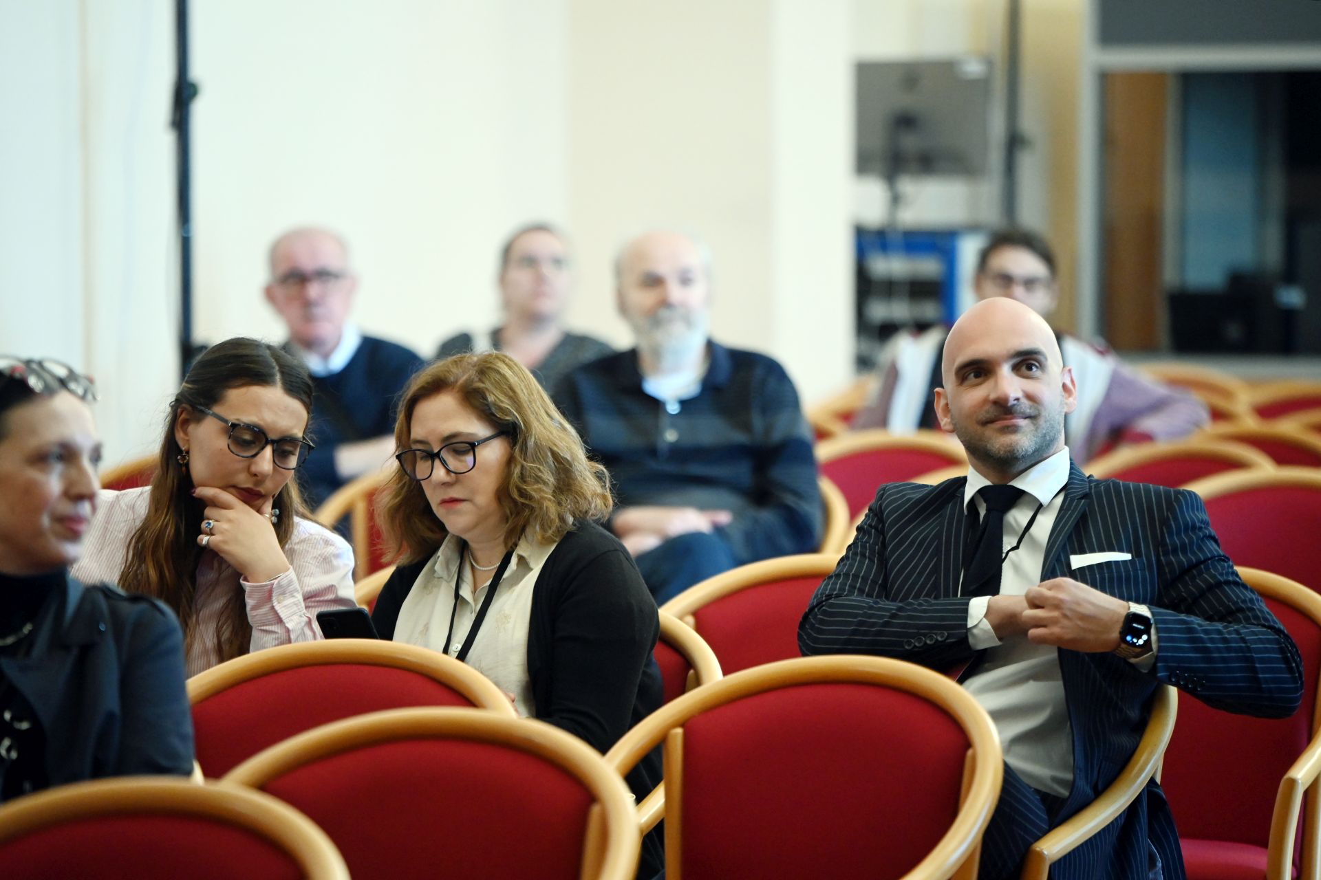 Plemeniti metali i vješte ruke: umjetnost i obrt od srednjeg vijeka do modernog doba