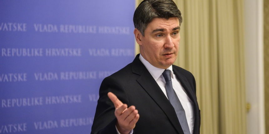 Zagreb, 150213.    
Banski dvori.
Konferencija za medije premijera Zorana Milanovica na temu predstojecih izbora za Europski parlament.
Na fotografiji: Zoran Milanovic.
Foto: Admir Buljubasic / CROPIX