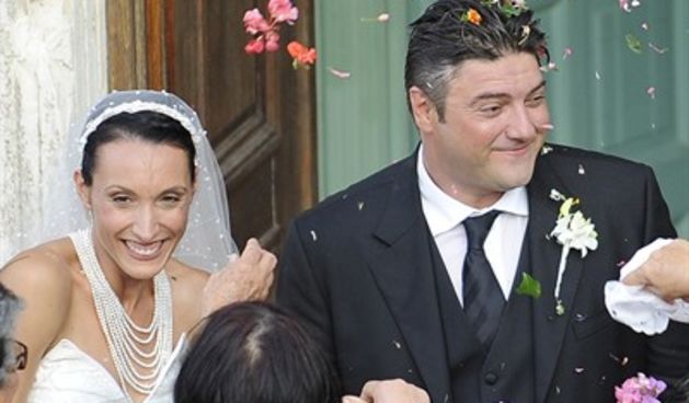 Goran Navojec i Larisa Lipovac vjenčali se na Visu (foto: Joško Ponos / CROPIX)