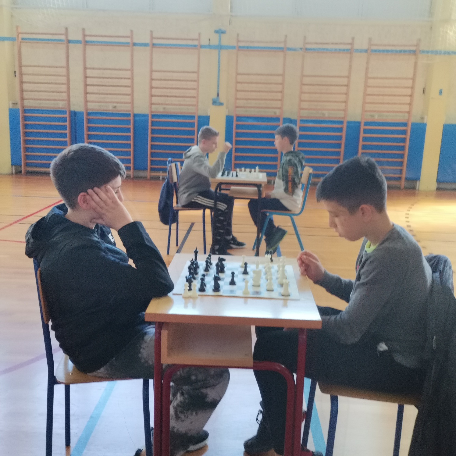 Osnovna škola Krune Krstića bila domaćin prijateljskog međuškolskog turnira u šahu Osnovna škola Krune Krstića bila domaćin prijateljskog međuškolskog turnira u šahu