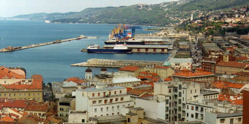 Trst (Foto: eeyore.astro.uiuc.edu)