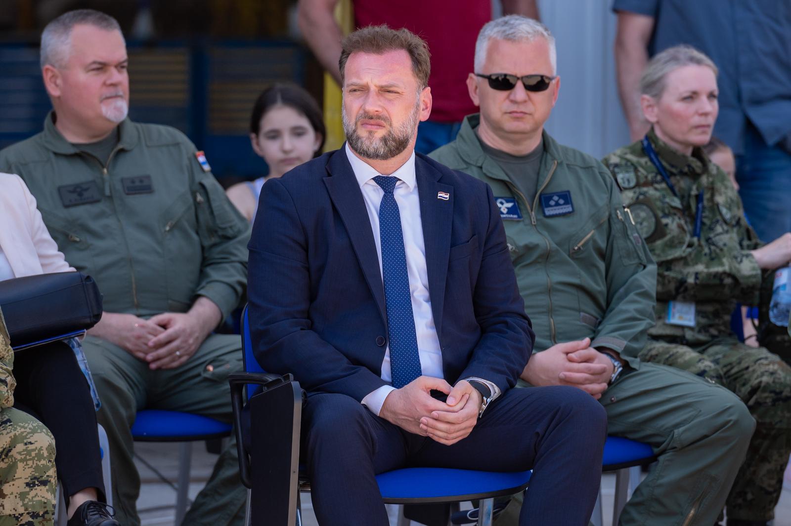 Krila Oluje predstavila novi letački program i dva nova člana