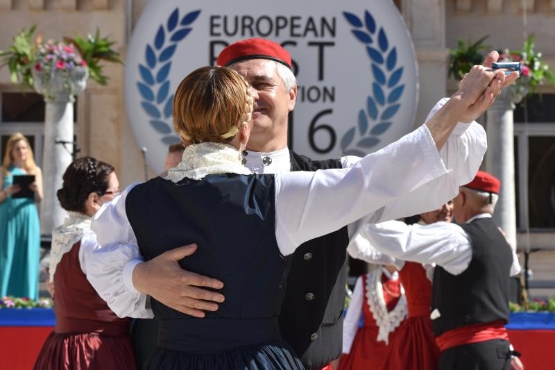 Zadru dodijeljeno priznanje European Best Destination 2016. Foto: Dino Stanin/PIXSELL Zadru dodijeljeno priznanje European Best Destination 2016. Foto: Dino Stanin/PIXSELL