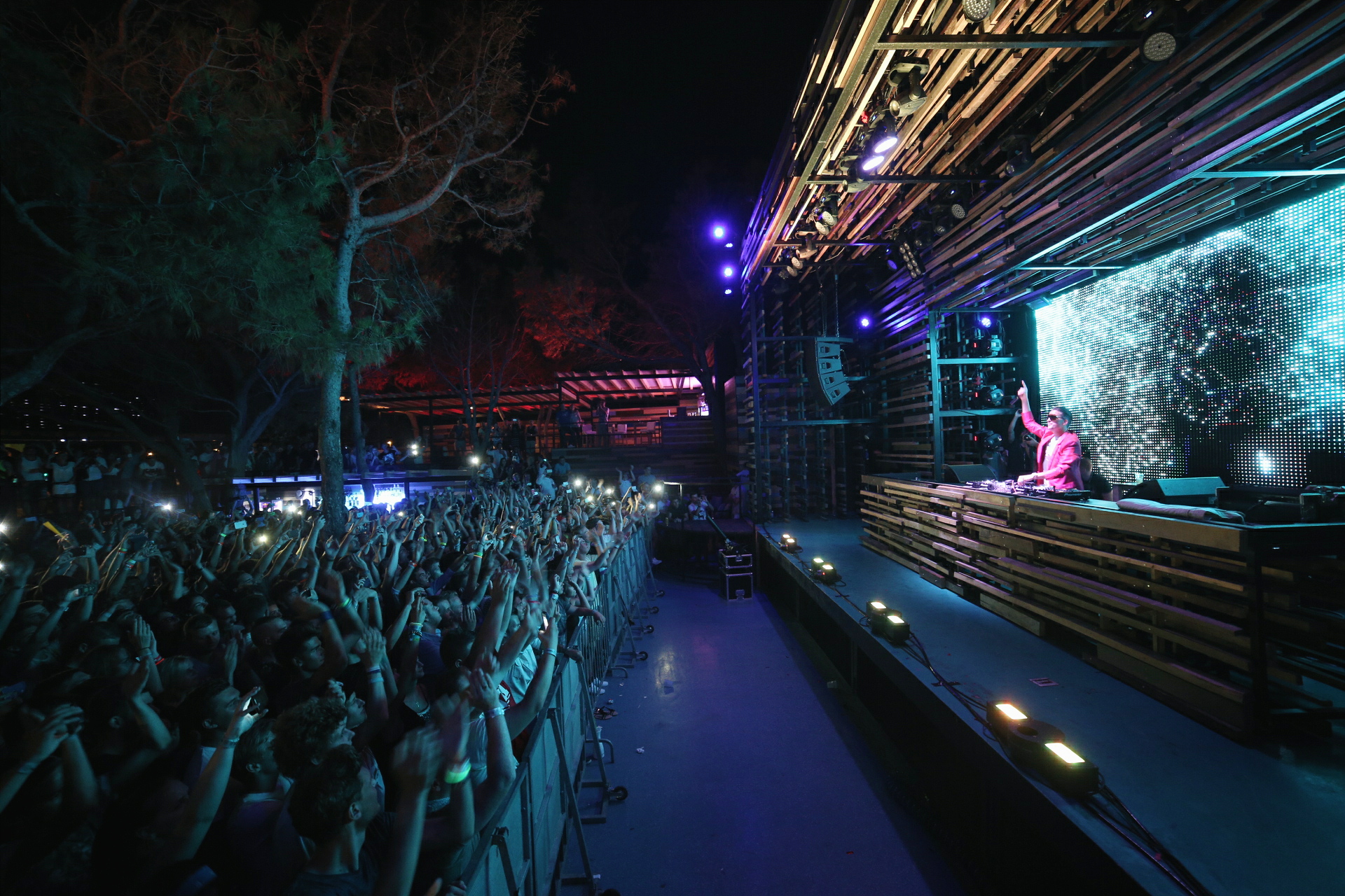 DJ Antoine zapalio Kalypso club, Foto: Bruno Zlomislić DJ Antoine zapalio Kalypso club, Foto: Bruno Zlomislić