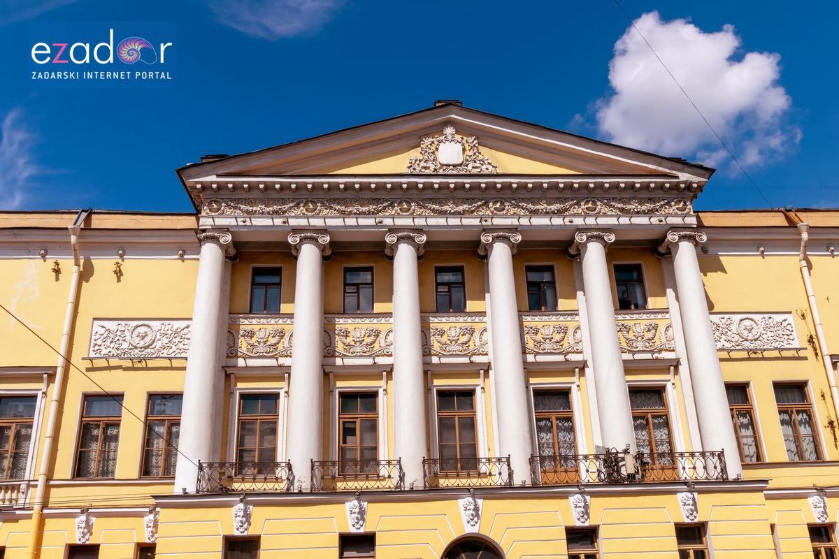 Đir po čudesno lijepom St. Petersburgu Đir po čudesno lijepom St. Petersburgu
