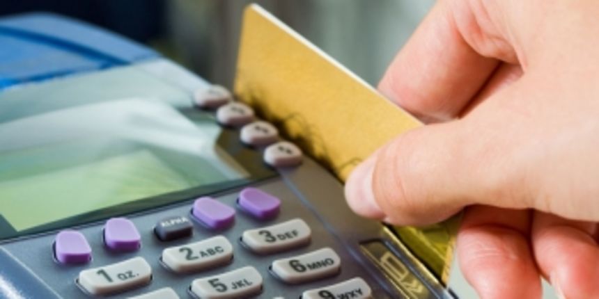 Shopping, kupovina, kreditne kartice, novac, foto-thinstock