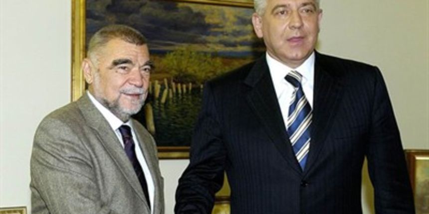 Mesić i Sanader (Foto: Totalportal.hr) Mesić i Sanader (Foto: Totalportal.hr)