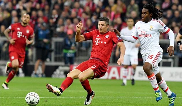 Lewandowski i Renato Sanches, foto: Hina