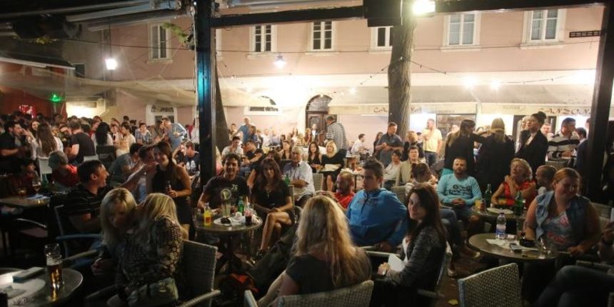 Građani se do ranih jutarnjih sati zabavljali na tradicionalnoj Varoškoj fešti, foto: Filip Brala/PIXSELL Građani se do ranih jutarnjih sati zabavljali na tradicionalnoj Varoškoj fešti, foto: Filip Brala/PIXSELL