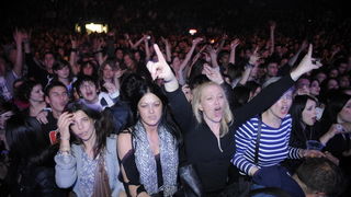 Split, 180311.
Spaladium Arena.
Koncert Bajaga u splitskoj Spaladium Areni ispunio je ocekivanja i dvorana je bila gotovo puna.
Foto: Paun Paunovic / CROPIX Split, 180311.
Spaladium Arena.
Koncert Bajaga u splitskoj Spaladium Areni ispunio je ocekivanja i dvorana je bila gotovo puna.
Foto: Paun Paunovic / CROPIX