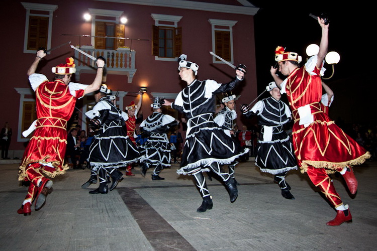 Biograd na Moru: Viteska igra, korculanska “Moreska”, Foto: Franjo Juric Biograd na Moru: Viteska igra, korculanska “Moreska”, Foto: Franjo Juric