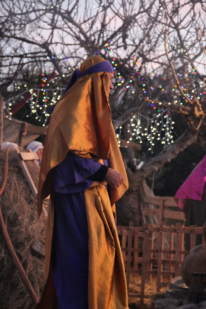 U Diklu kod bunara upriličene žive jaslice U Diklu kod bunara upriličene žive jaslice