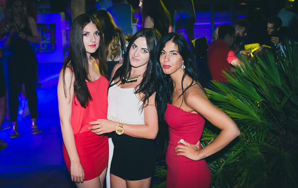 DJ Andrologic @ Cocktail bar Mango, 11.7.2015. (foto: Ivan Toman) DJ Andrologic @ Cocktail bar Mango, 11.7.2015. (foto: Ivan Toman)