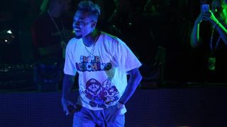 Koncert Chrisa Browna, koji je trebao biti održan na plaži Zrće, zbog jake bure je održan u prepunom klubu Aquarius.  Photo: Dalibor Urukalović/PIXSELL