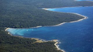 01.08.2013., Zadar – Fotografije panoramskog leta od Zadra do Medulina. Photo: Filip Brala/PIXSELL Autor  Filip Brala/PIXSELL KLJUČNE RIJEČI  let, panorama, grad Zadar, zracni snimak, Jadran, arhipelag, more, avion