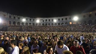Koncert Olivera Dragojevića i Zlatana Stipišića u pulskoj Areni. Kao gosti nastupili su 2CELLOS. Photo: Duško Marušić/PIXSELL