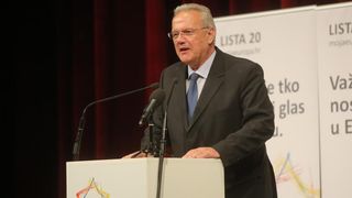 U zadarskom HNK odrzan je skup Kukuriku koalicije te predstavljeni kandidati za Europski parlament. Iako je bilo najavljeno, premijer Zoran Milanovic nije prisustvovao skupu zbog krize u Slavoniji uzrokovane poplavama. Photo: Filip Brala/PIXSELL