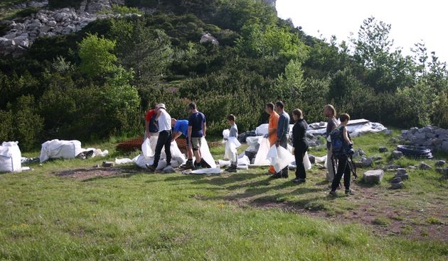 Na Vlaškom gradu odrađena akcija “Za lopatu više!”, foto: PD Paklenica