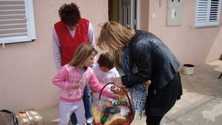 Humanitani uskrsni konvoj Zadar – Oklaj