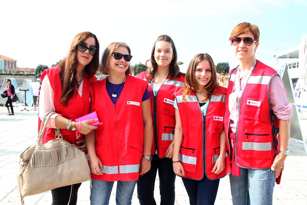 Nacionalna društva Crvenog križa diljem svijeta, potaknuta inicijativom Međunarodne federacije društava Crvenog križa i Crvenog polumjeseca (IFRC), obilježila su i ove godine Svjetski dan prve pomoći. Ovo je bila još jedna prilika da se ukaže na važnost p Nacionalna društva Crvenog križa diljem svijeta, potaknuta inicijativom Međunarodne federacije društava Crvenog križa i Crvenog polumjeseca (IFRC), obilježila su i ove godine Svjetski dan prve pomoći. Ovo je bila još jedna prilika da se ukaže na važnost p