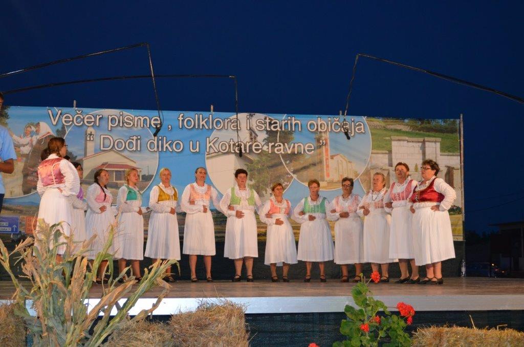 Folklor, ravni kotari, običaji, tradicija