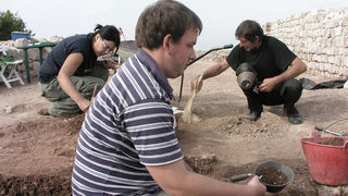 Arheološka istraživanja Stolnice sv. Jakova Starijeg u Krbavi (Foto: Ivan Čondić) Arheološka istraživanja Stolnice sv. Jakova Starijeg u Krbavi (Foto: Ivan Čondić)