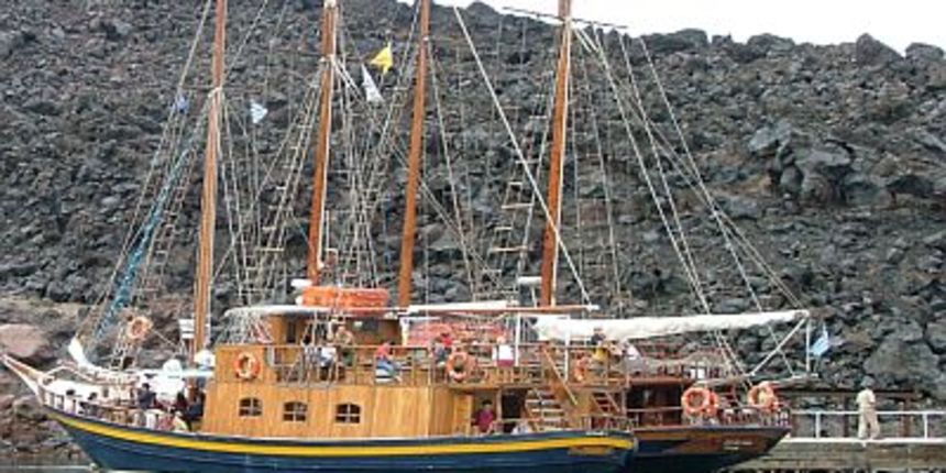 Izletnički brod – mali brodari (Foto: lupiga.com) Izletnički brod – mali brodari (Foto: lupiga.com)