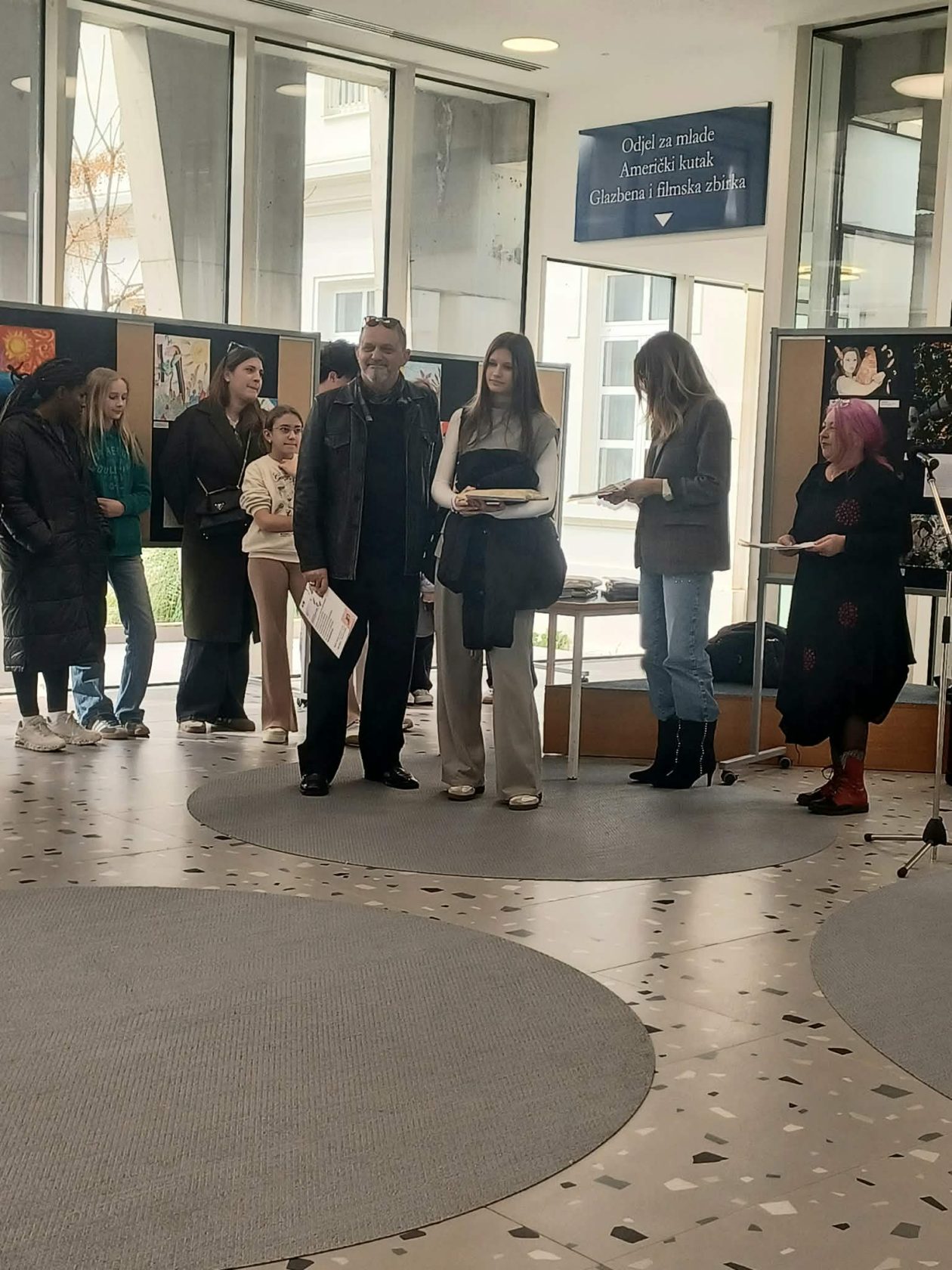 LIK spoj mladi Špud