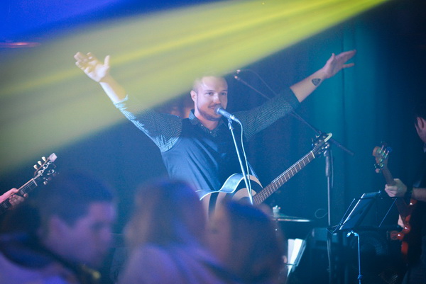 Uskrsni koncert: Filip Dizdar & Groovers bend @ Maraschino Bar