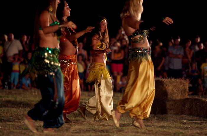 Zadar, Vrana, 170812.
Povijesno turisticki spektakl koji organizira TZ Pakostane i udruga Vitezovi vranski danas se nastavlja rekonstrukcijom bitke za Vranu, na autenticnoj lokaciji u Hanu Jusuf – pase Maskovica. U sklopu Dana vitezova vranskih podignuti Zadar, Vrana, 170812.
Povijesno turisticki spektakl koji organizira TZ Pakostane i udruga Vitezovi vranski danas se nastavlja rekonstrukcijom bitke za Vranu, na autenticnoj lokaciji u Hanu Jusuf – pase Maskovica. U sklopu Dana vitezova vranskih podignuti