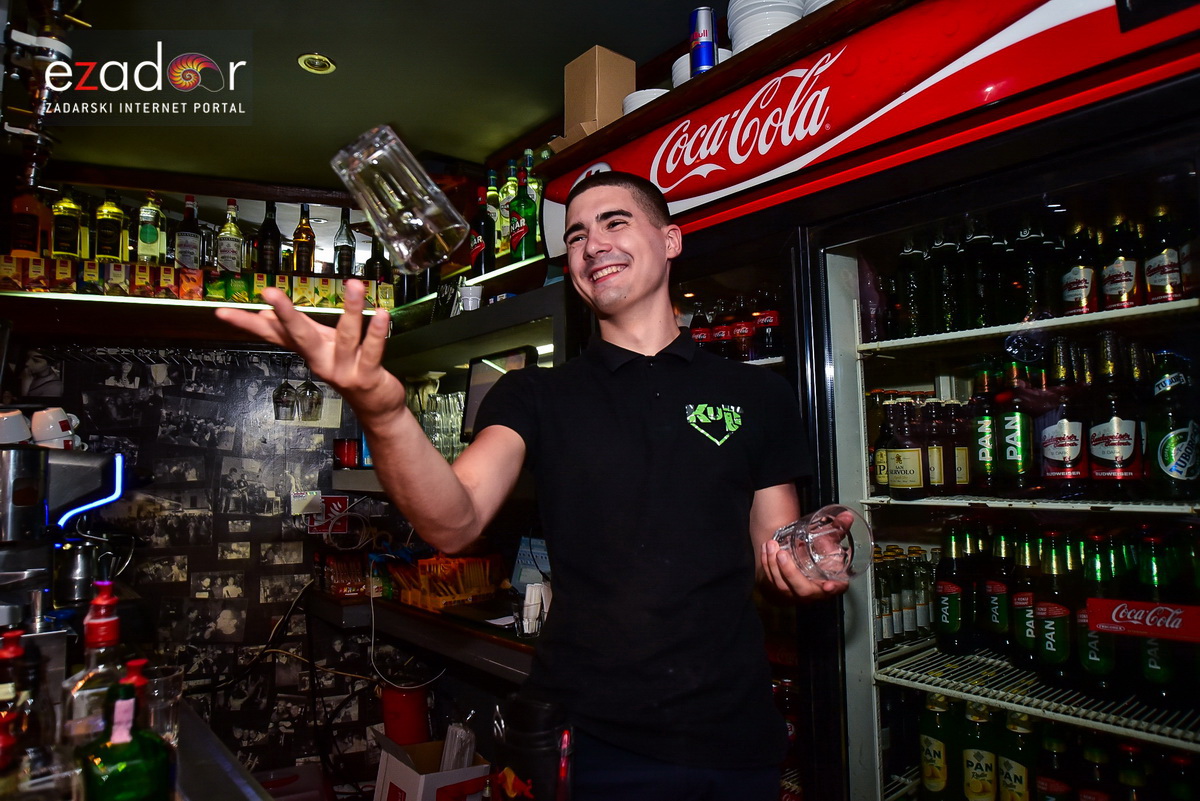 Domenica @ Kult Caffebar