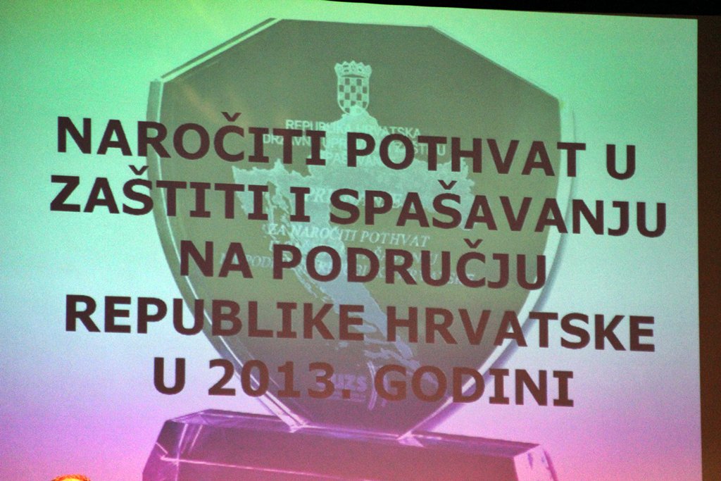 HNK Zadar: Dodjela priznanja za ”Naročiti pothvat u zaštiti i spašavanju” foto: I. Perinčić HNK Zadar: Dodjela priznanja za ”Naročiti pothvat u zaštiti i spašavanju” foto: I. Perinčić