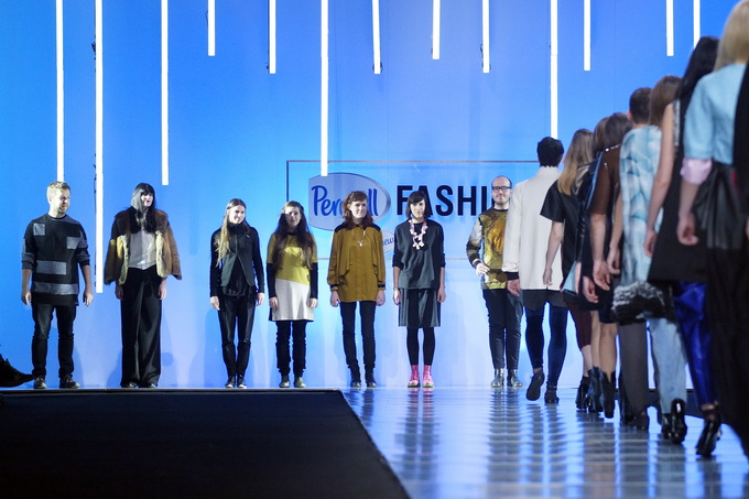 Zagreb, 150313.
Zagrebacki Velesajam.
Odrzana je treca vecer revije Perwoll Fashion.hr na kojoj su svoje kreacije predstavili Martina Felja, Morana Krklec, Young at Squat, Marina Design i Envy Room.
Na fotografiji: kreacije Young at Squat.
Foto: Marko T Zagreb, 150313.
Zagrebacki Velesajam.
Odrzana je treca vecer revije Perwoll Fashion.hr na kojoj su svoje kreacije predstavili Martina Felja, Morana Krklec, Young at Squat, Marina Design i Envy Room.
Na fotografiji: kreacije Young at Squat.
Foto: Marko T