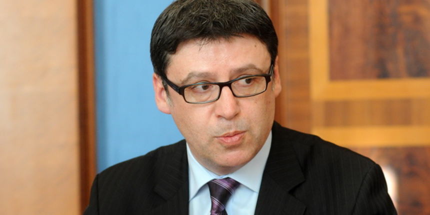 Zadar, 190213.
Ministar znanosti, obrazovanja i sporta dr. sc. Zeljko Jovanovic i zadarski gradonacelnik dr. Zvonimir Vrancic danas su na sastanku u gradskoj upravi pokusavali rijesiti problem Centra za rehabilitaciju i odgoj mladih i djece s posebnim pot Zadar, 190213.
Ministar znanosti, obrazovanja i sporta dr. sc. Zeljko Jovanovic i zadarski gradonacelnik dr. Zvonimir Vrancic danas su na sastanku u gradskoj upravi pokusavali rijesiti problem Centra za rehabilitaciju i odgoj mladih i djece s posebnim pot