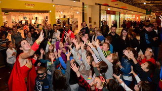 Superheroji u trgovinskom centru Supernova 25. listopada 2014. Foto: Iva Perinčić Superheroji u trgovinskom centru Supernova 25. listopada 2014. Foto: Iva Perinčić