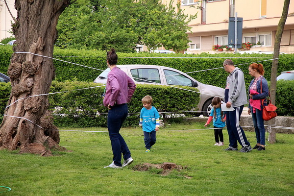 Sportska manifestacija za djecu “1000 koraka kroz 1000 ulica” SŠ “Loptica” Sportska manifestacija za djecu “1000 koraka kroz 1000 ulica” SŠ “Loptica”