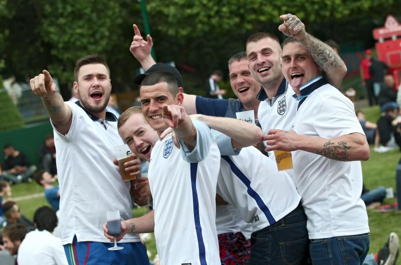 EURO 2016: Fan zona pored Eiffelovog tornja. Photo: Sanjin Strukić/PIXSELL EURO 2016: Fan zona pored Eiffelovog tornja. Photo: Sanjin Strukić/PIXSELL