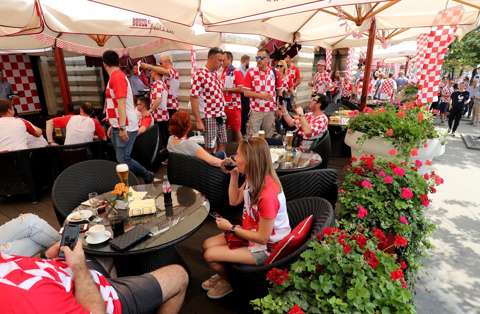 Hrvatski navijači okupirali centar Moskve!