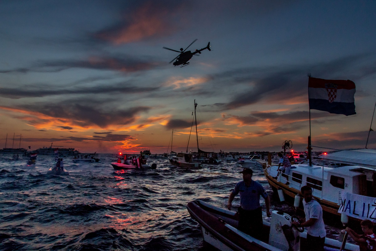 Veličanstven doček četvorice zadarskih Vatrenih od Gradskog mosta do Foruma