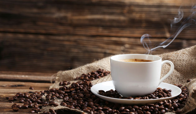 Kofein – uzrokuje dehidraciju organizma, diže adrenalin i čini nas nervoznima.