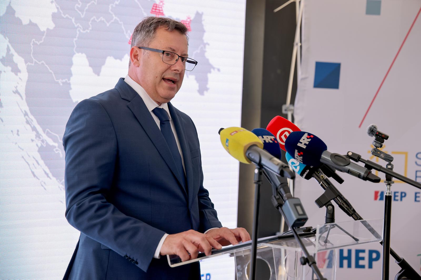 Obilazak radova na izgradnji sunčane elektrane Korlat