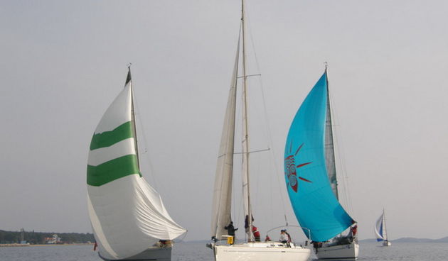 XII Karnevalska regata u Biogradu na Moru