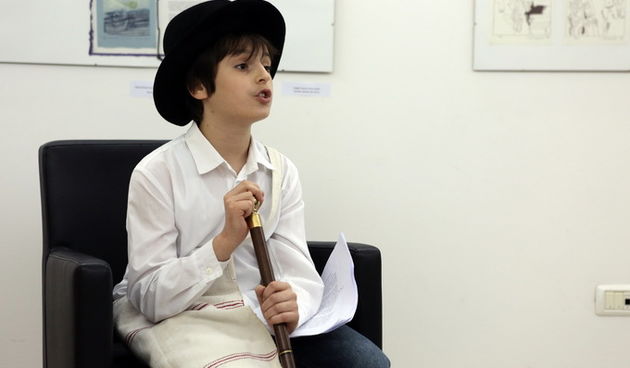 Slavonski Brod,06112012.
Dvodnevnom manifestacijom obiljezena je 107. obljetnica rodjenja Dragutina Tadijanovica.Svecanost je odrzana u Spomen domu Dragutina i Jele Tadijanovic.Medju bogatom ostavstinom koju je Tadija ostavio nalazi se i 440 vrijednih umj