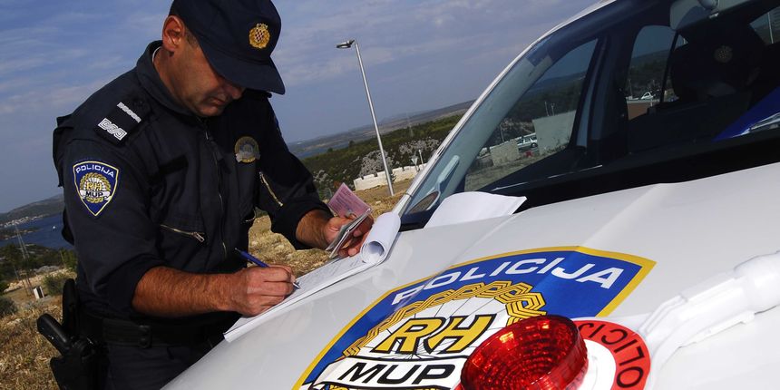 Prometna policija, presretači Prometna policija, presretači