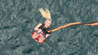 Mario Možnik otvorio bungee jumping sezonu na Masleničkom mostu, Photo: Hrvoje Jelavic/PIXSELL