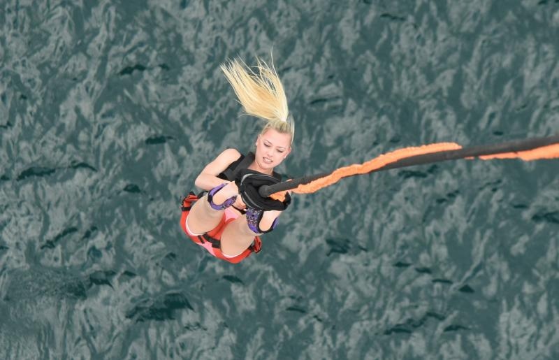 Mario Možnik otvorio bungee jumping sezonu na Masleničkom mostu, Photo: Hrvoje Jelavic/PIXSELL